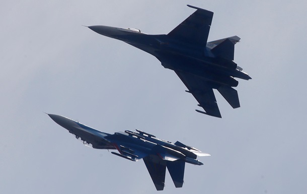 Пентагон предупредил Россию о последствиях перехвата американского самолета