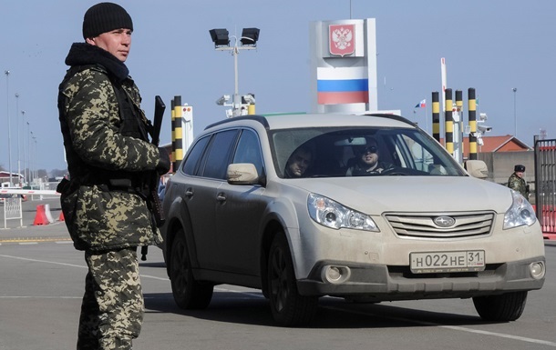 Россия отменит льготный режим пребывания украинцев в стране в августе