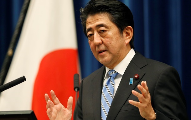 Премьер Японии отказался приезжать в Москву на юбилей Победы