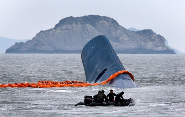 В Китае затонуло судно с 400 пассажирами