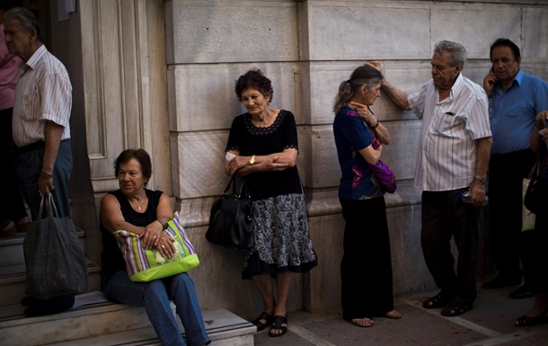 Жизнь в Греции замерла до референдума - репортаж