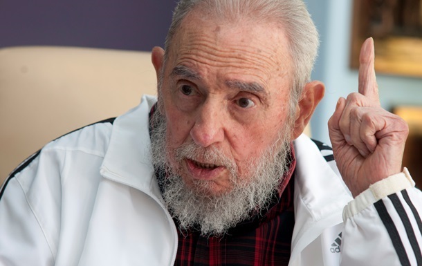 Фидель Кастро впервые за три месяца появился на публике СМИ