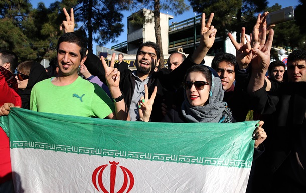 Совбез ООН утвердил резолюцию, одобряющую снятие санкций с Ирана