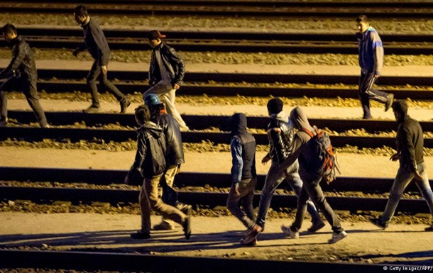 В 2015 году мигранты 37 000 раз пытались пересечь Евротуннель