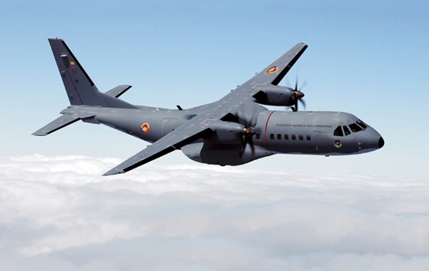 В Колумбии разбился военно-транспортный самолет: 12 погибших