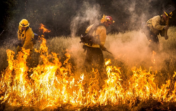 Более 10 тысяч человек эвакуированы из-за лесного пожара в Калифорнии
