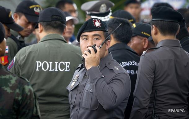 Двое подозреваемых во взрыве в Бангкоке явились в полицию