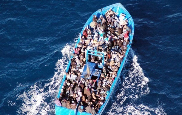 В Средиземном море возле Италии погибли 50 мигрантов
