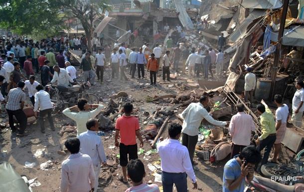 Число погибших от взрывов в Индии достигло 104 человек