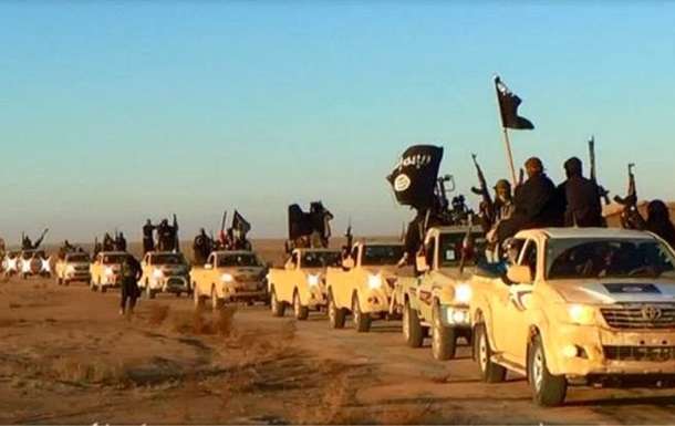 В Тойоте не знают, как тысячи их машин оказываются у ИГИЛа - СМИ