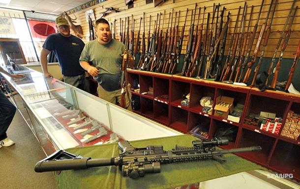 В США оружейный магазин выплатит $6 миллионов раненым полицейским