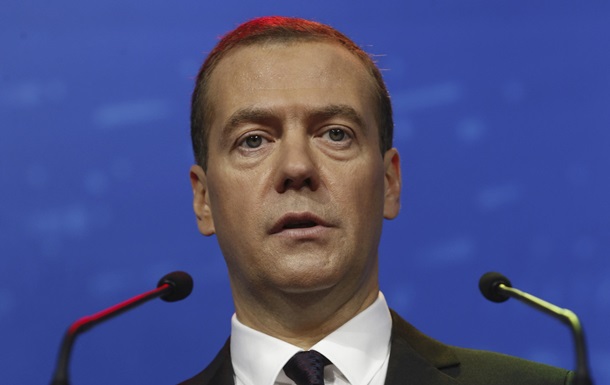Медведев ответил на отказ США обсудить с ним Сирию