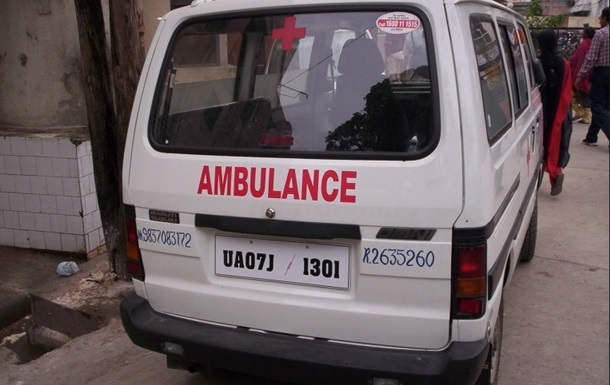 В Индии свадебный грузовик попал в ДТП: 13 погибших