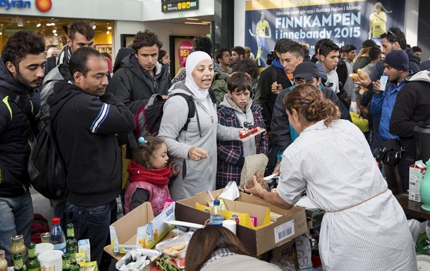 В Швеции подожгли очередной центр для беженцев