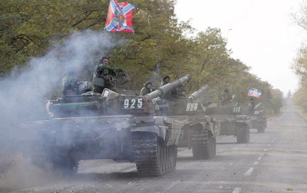 Украина и ДНР сообщили о завершении отвода танков