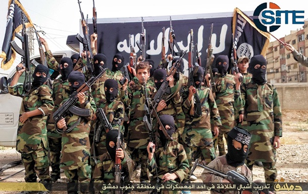 В Ираке ИГИЛ казнил 12 детей-солдат