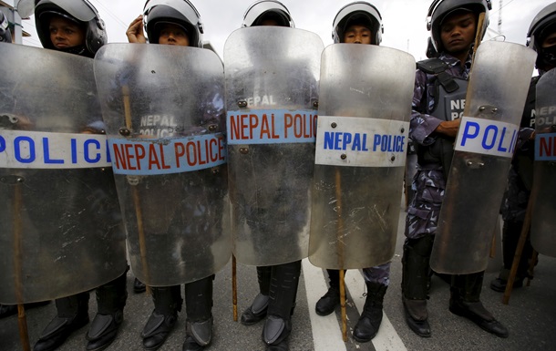 Протесты в Непале: один погибший, 16 ранены