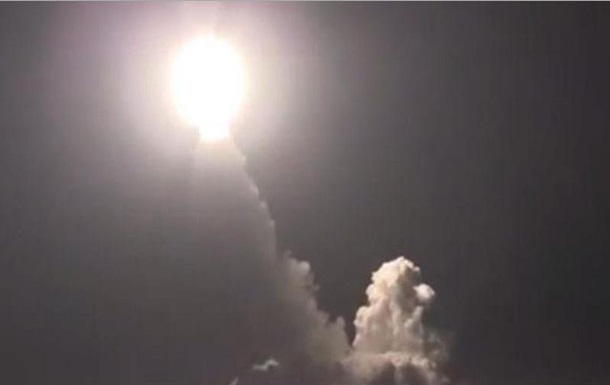 Россия запустила две межконтинентальные ракеты