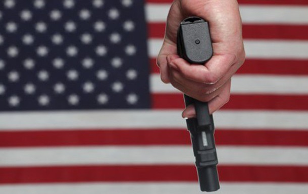 В США призывают ограничить продажу оружия