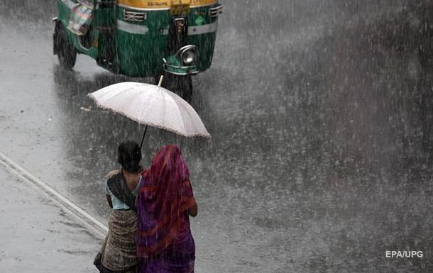 Жертвами шторма в Индии стали 12 человек