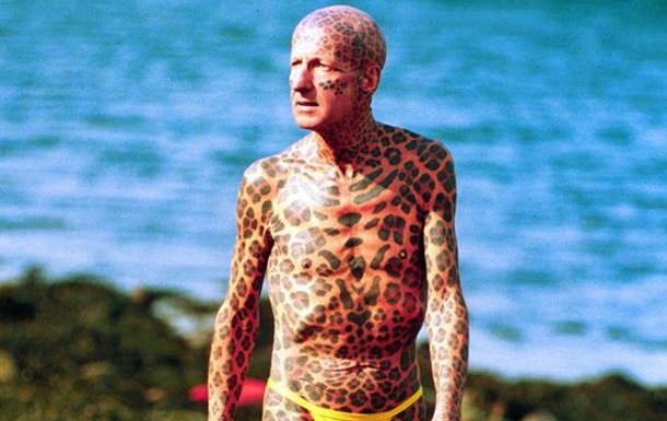В Шотландии скончался самый татуированный пенсионер в мире