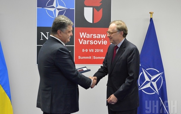 НАТО в Варшавской декларации обвинила РФ в подрыве порядка в европейских странах