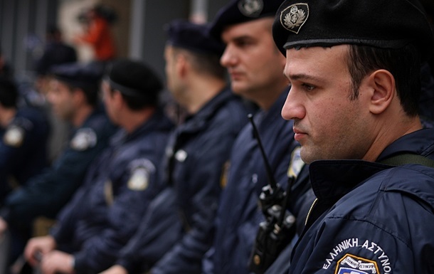 Бежавших в Грецию офицеров вернут в Турцию