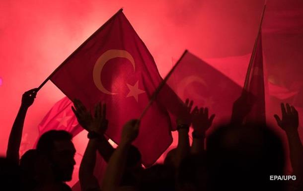 Военный переворот в Турции провалился