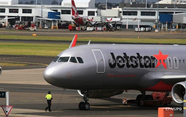 Австралийский самолет экстренно сел из-за драки пассажиров