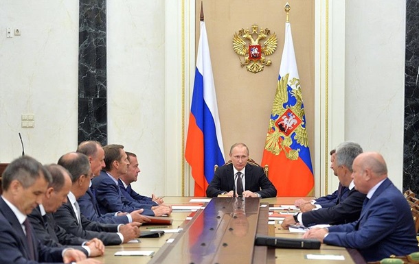 Путин зачищает окружение из-за дефицита денег - СМИ