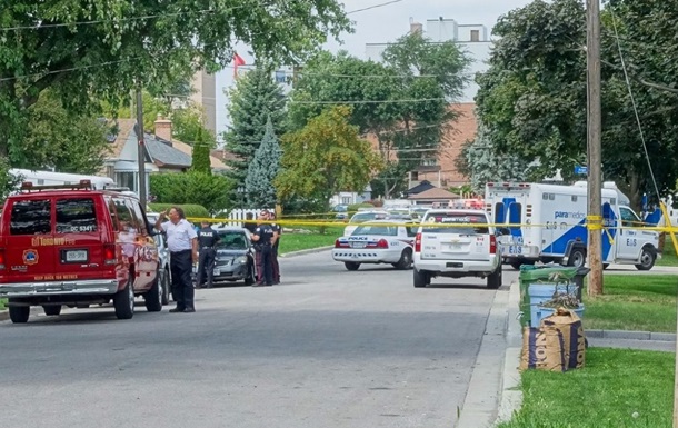 В Канаде троих человек застрелили из арбалета
