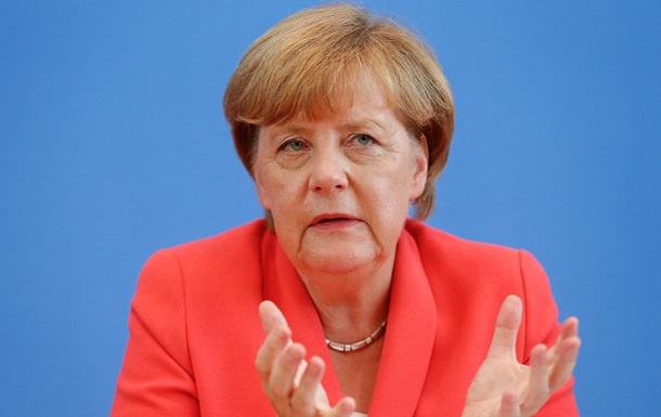 Меркель: ЕС не может ослабить санкции против РФ