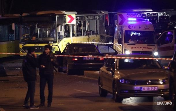 Теракт в Стамбуле: установлена личность одного из террористов