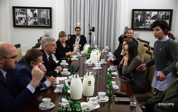Спикер сената Польши и журналисты провели встречу