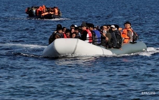 У побережья Ливии спасли 900 мигрантов