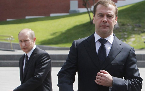 Уберечь Димона. Что происходит с Медведевым