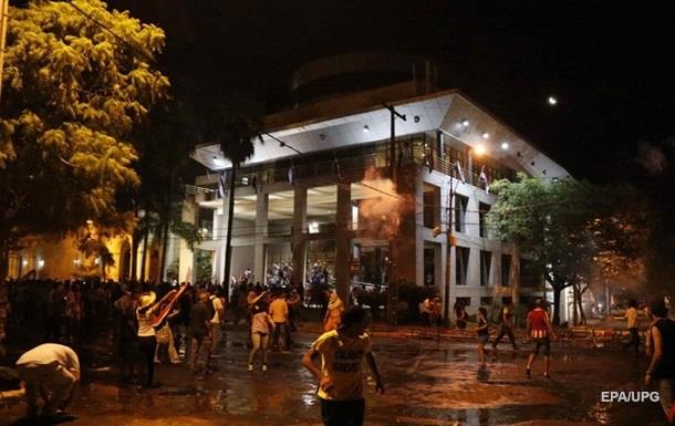 Протесты в Парагвае: уволены глава МВД и начальник полиции 