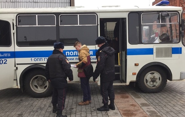 В МВД России уточнили число задержанных в акциях протеста
