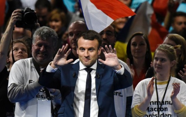 На выборах во Франции лидирует Макрон – экзит-пол