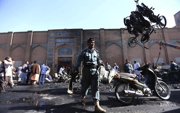 В Афганистане напали на мечеть: три человека погибли