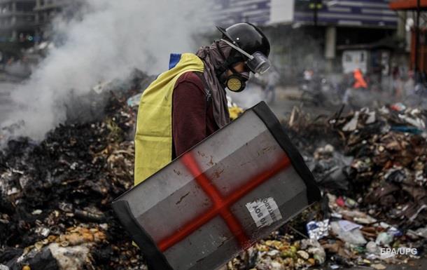 Майдан в Венесуэле: уже 90 погибших