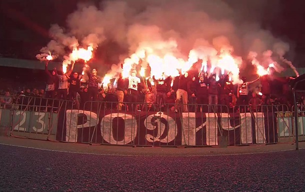 Футбольні ультрас влаштували масову бійку в Києві