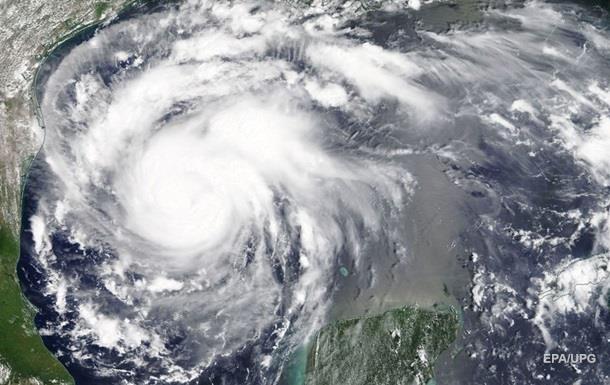 На США надвигается ураган Харви