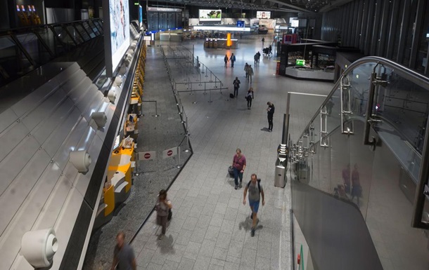 В аэропорту Франкфурта распылили газ: пострадали шесть человек