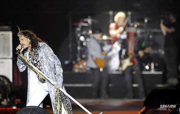 Aerosmith отменили концерты в Южной Америке
