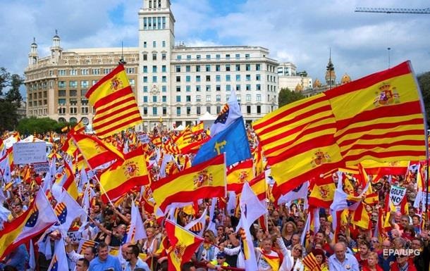 Мадрид погрожує взяти під контроль Каталонію