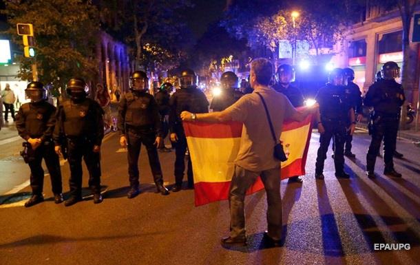 Трое людей ранены на акции против независимости в Барселоне