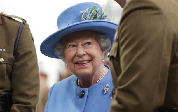 Королева Британии инвестировала в офшоры 10 миллионов фунтов