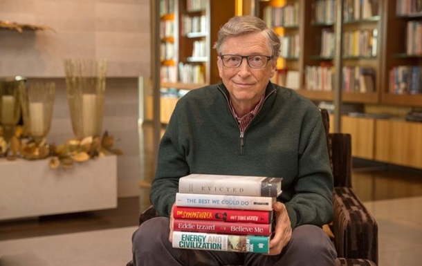 Билл Гейтс назвал лучшие книги уходящего года