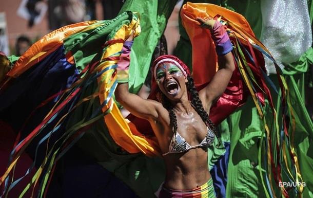В Рио-де-Жанейро начался карнавал